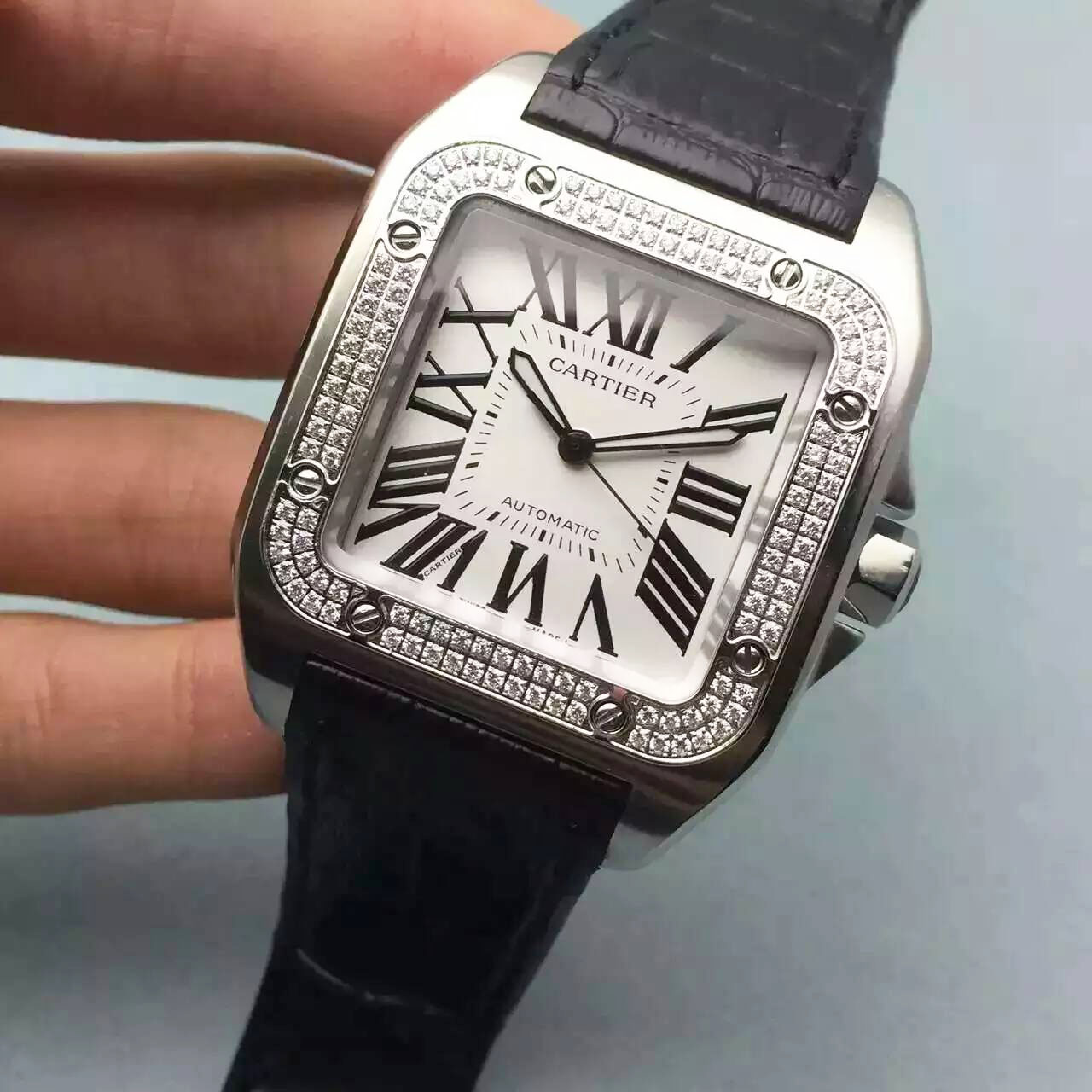 卡地亞 山度士CartierSANTOS系列搭載瑞士2824機芯